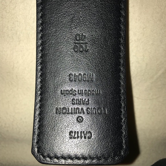 Louis Vuitton Belt Reversible - Picture 4 of 5